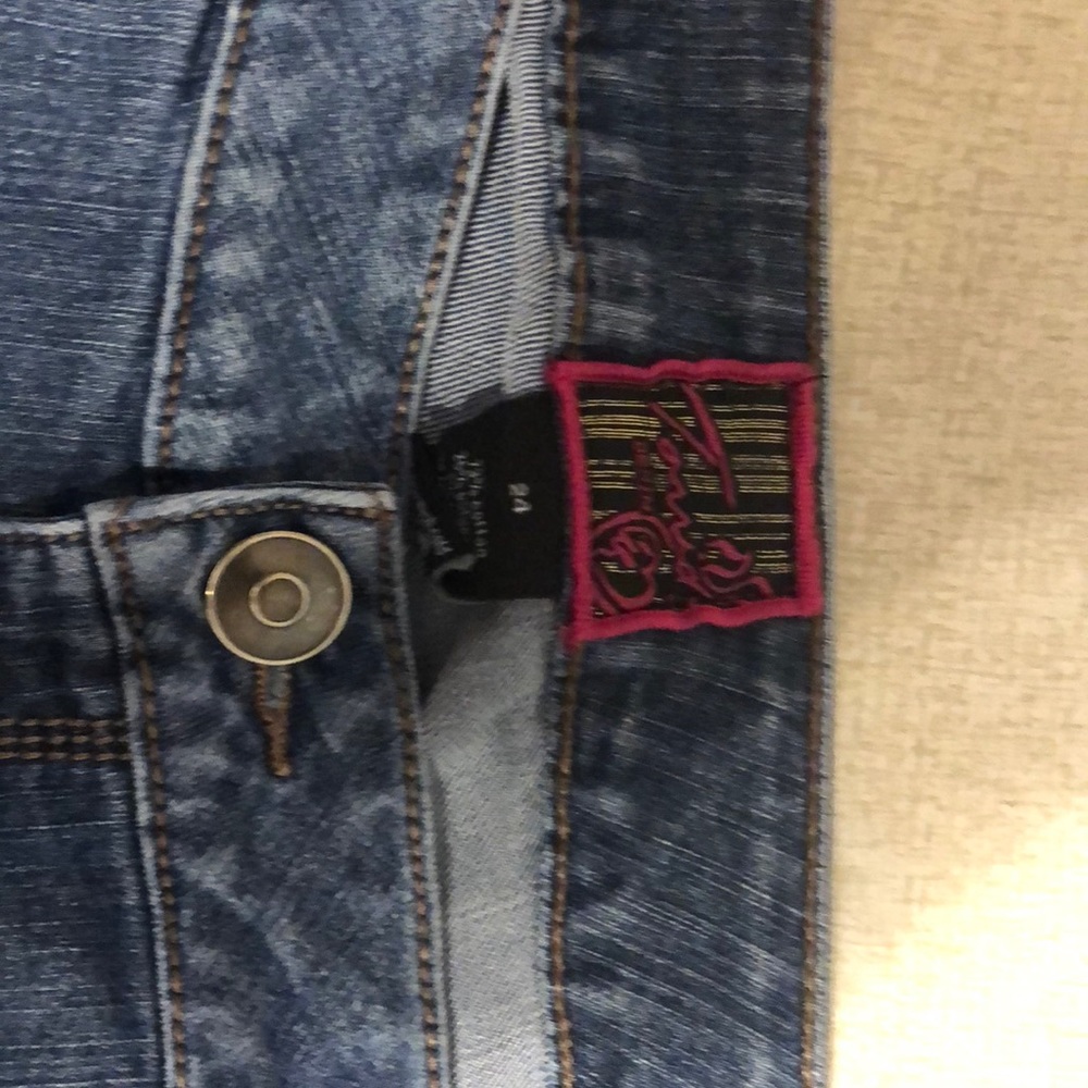 Torrid Denim Capris 24 Like New!